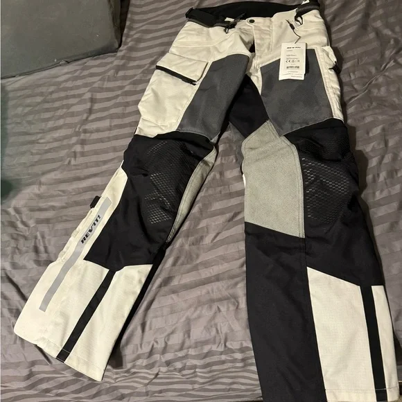 Men's Black and Gray Riding Pants - Picture 1 of 3